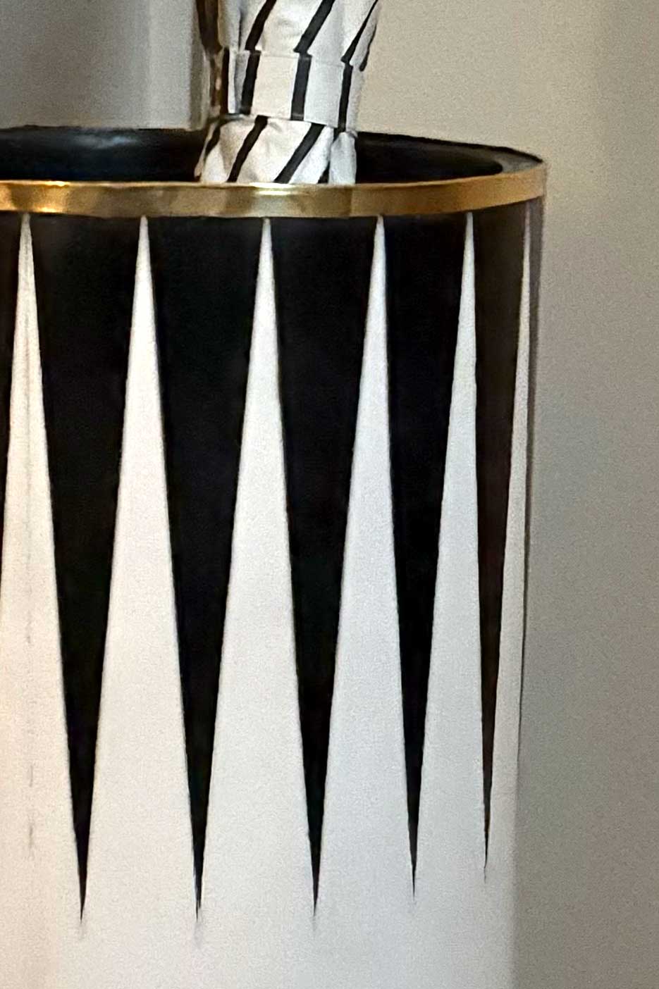 Paragüero De Resina Con Diseño Circus Blanco Y Negro