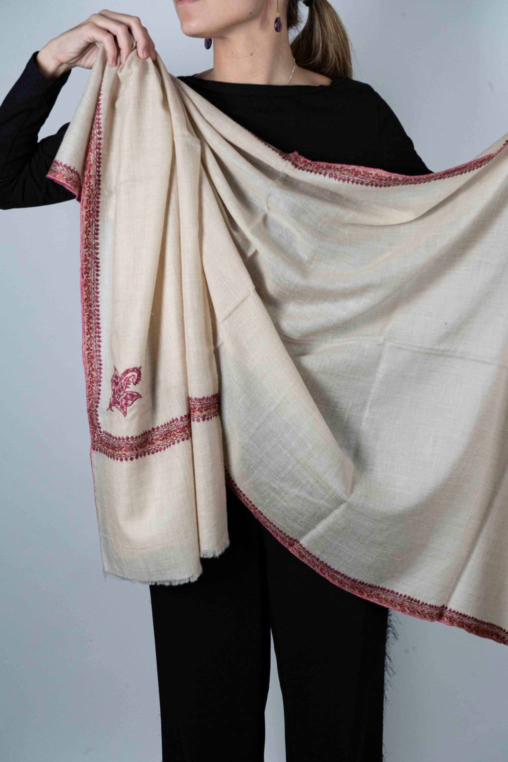 Pashmina Lisa Con Bordado