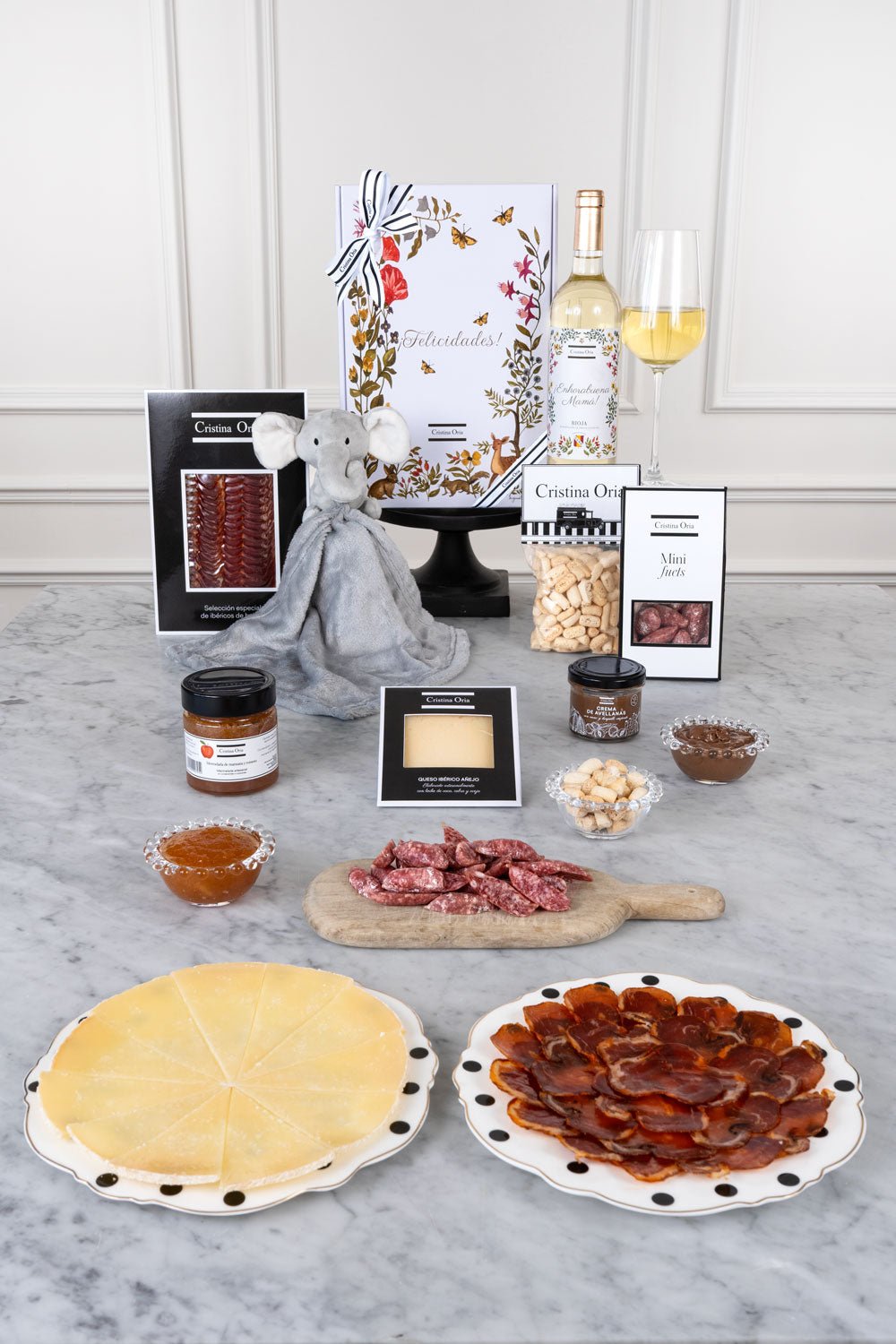 Caja Picoteo Gourmet  & Doudou Elefante CO
