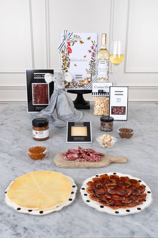 Caja Picoteo Gourmet  & Doudou Elefante CO