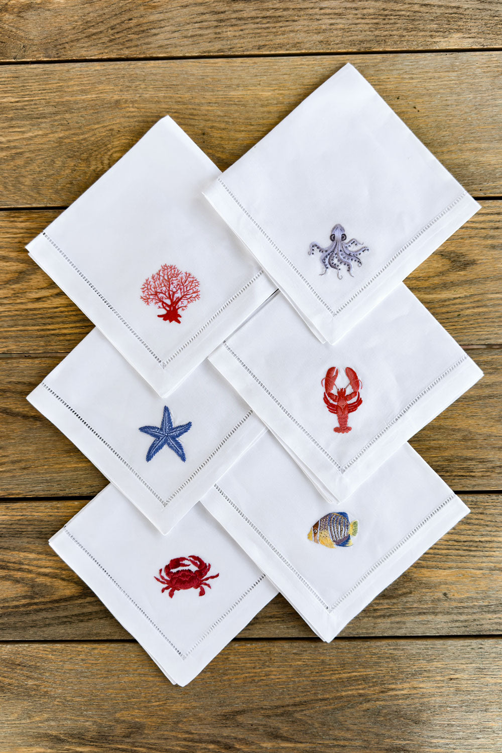 Set De 6 Servilletas Bordadas A Mano Con Diseño de Animales Marinos Cristina Oria