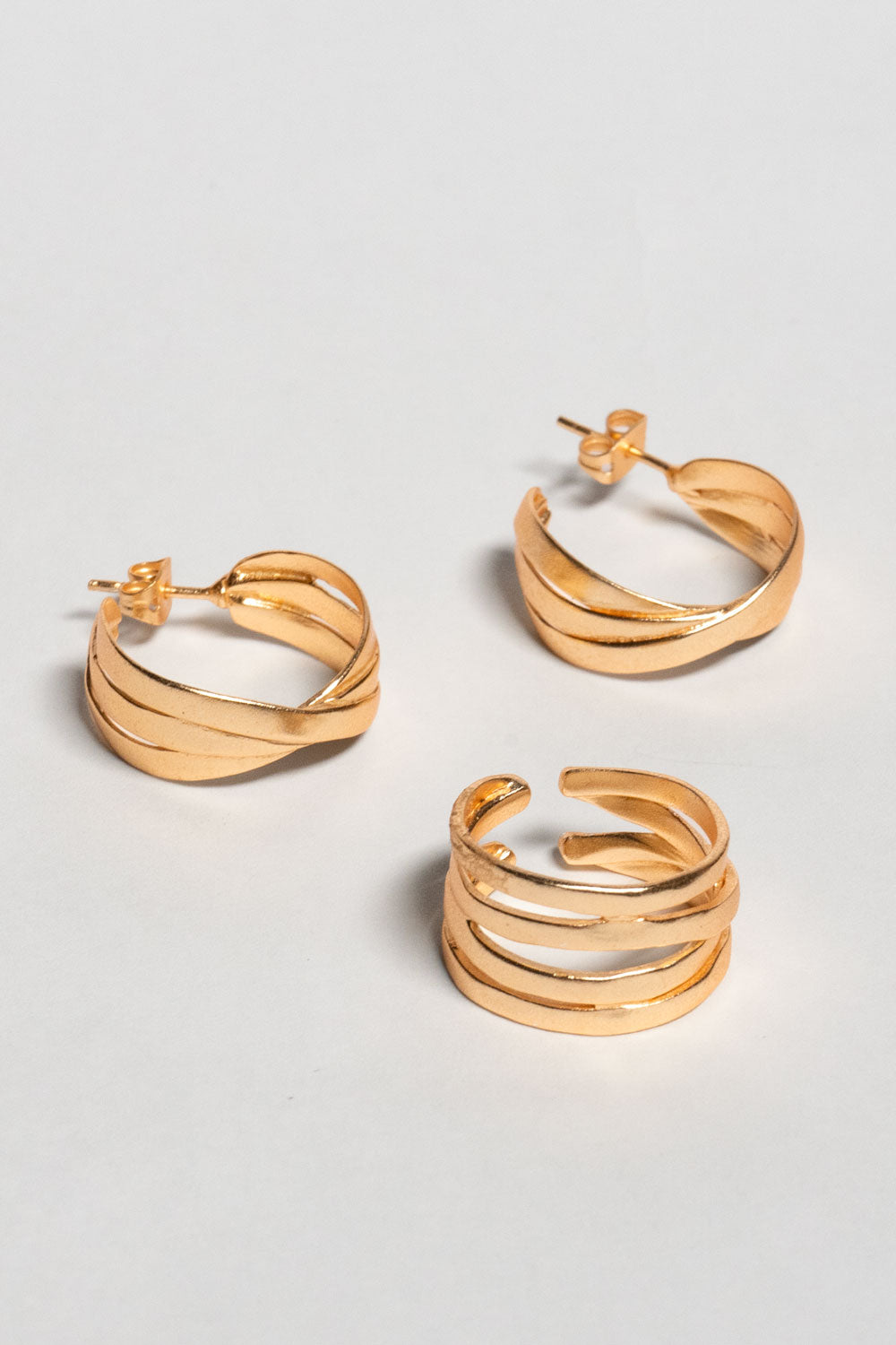Detalles Combinación Anillo & Pendiente Diseño Coral Cristina Oiria