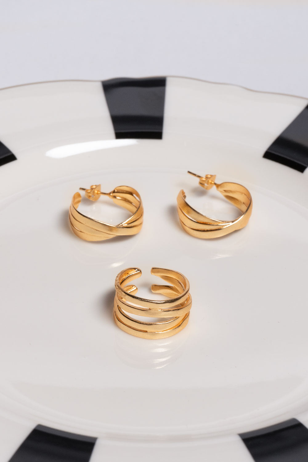 Plato & Combinación Anillo & Pendiente Diseño Coral Cristina Oiria