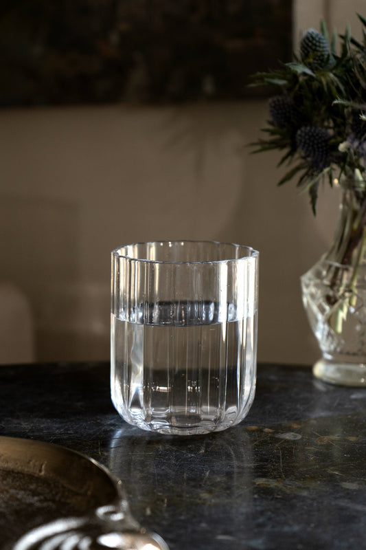 Detalle Vaso Cristal Ondas Pequeño Cristina Oria 