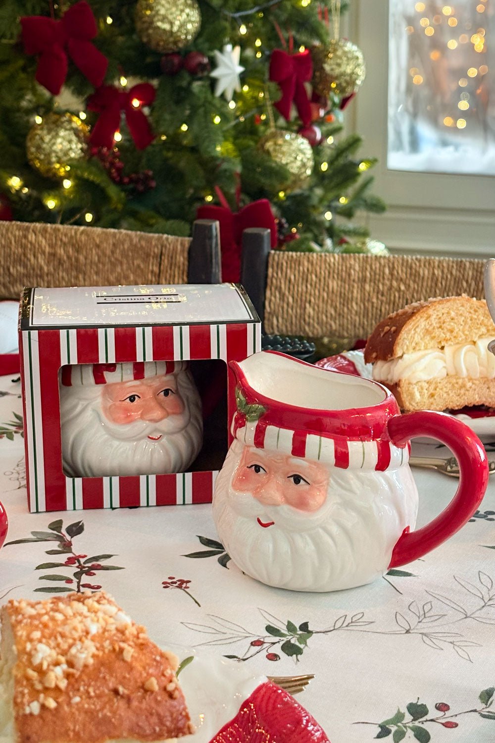 Detalle Lechera Con Diseño De Papá Noel Cristina Oria 