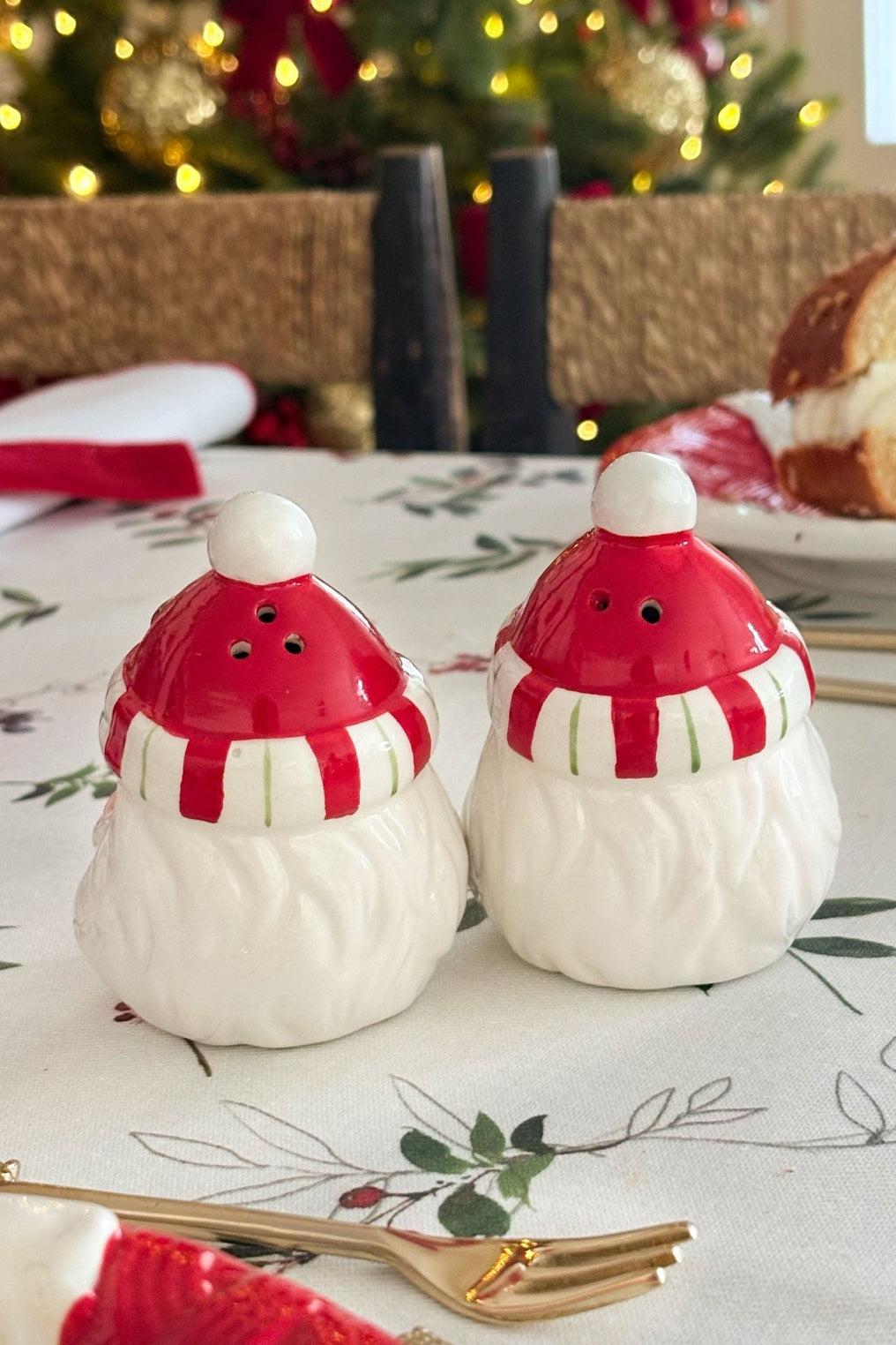 Detalle Salero Y Pimentero Con Diseño De Papá Noel Cristina Oria 