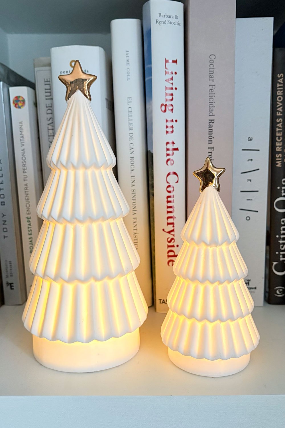 Árbol De Porcelana Con Luz Led Y Estrella