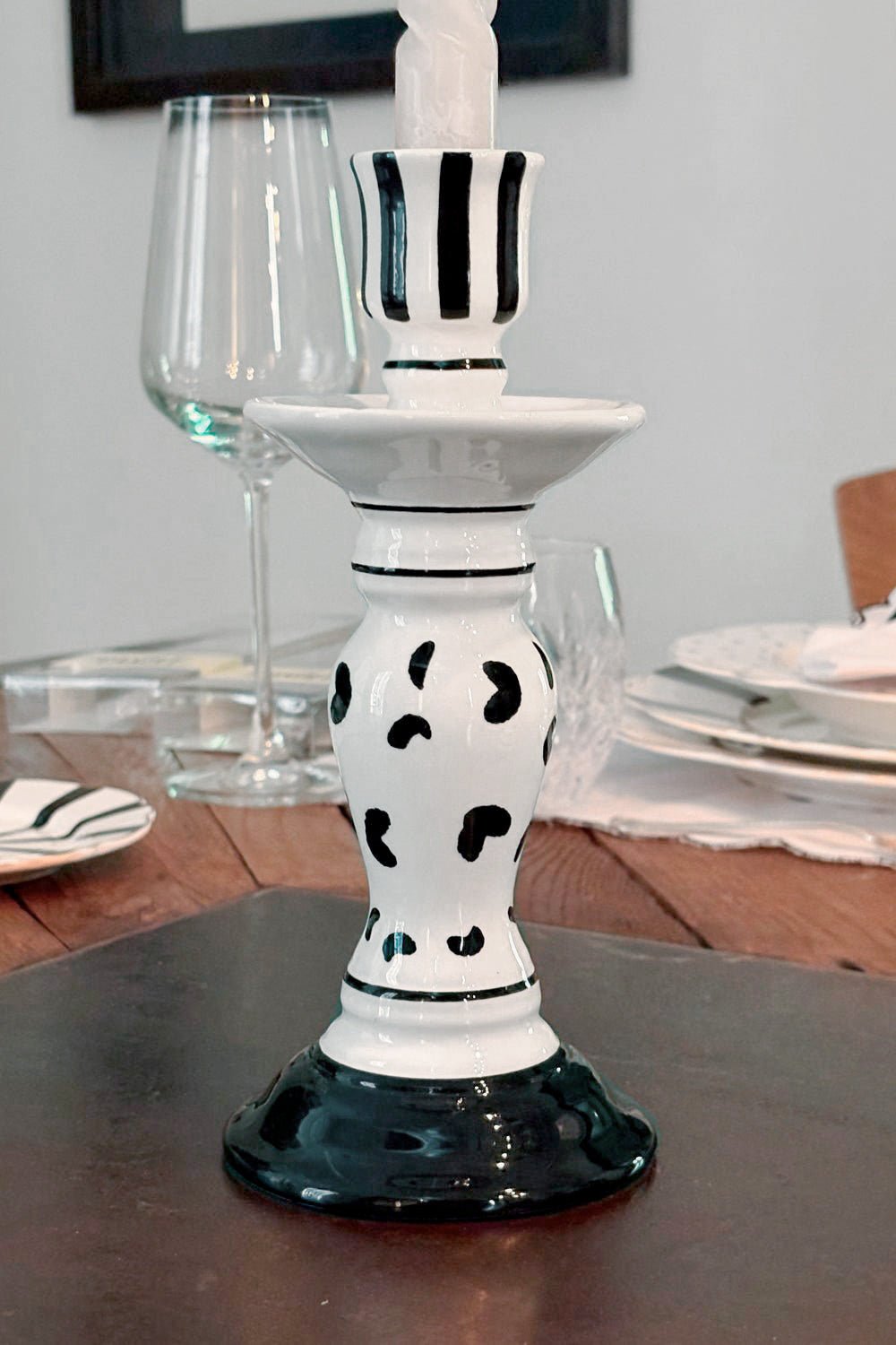Candelabro Blanco Y Negro Pequeño