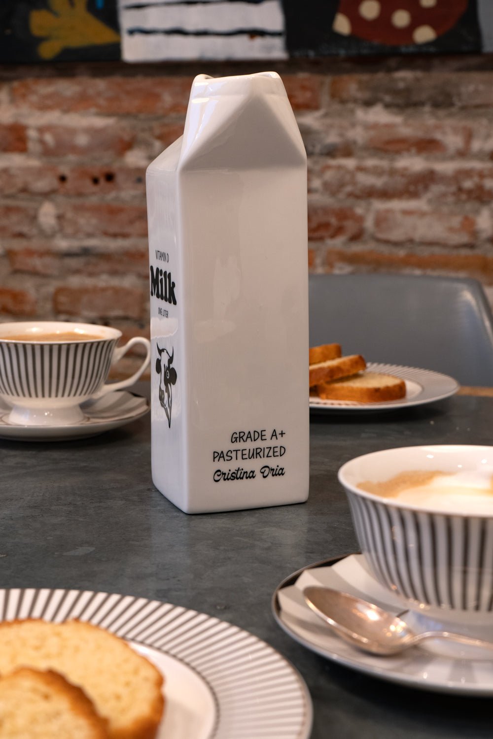 Großer weißer Keramik-Milchkännchen CO – Cristina Oria