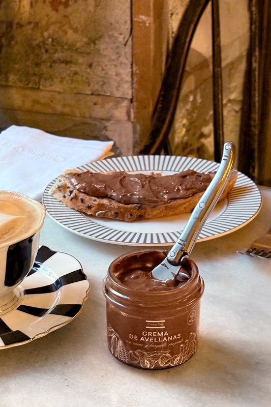 Crema De Avellanas Con Cacao Y Barquillo Crujiente Cristina Oria 