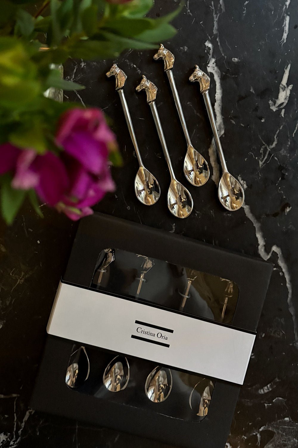 Set De 4 Cucharitas Con Diseño De Caballos Cristina Oria 