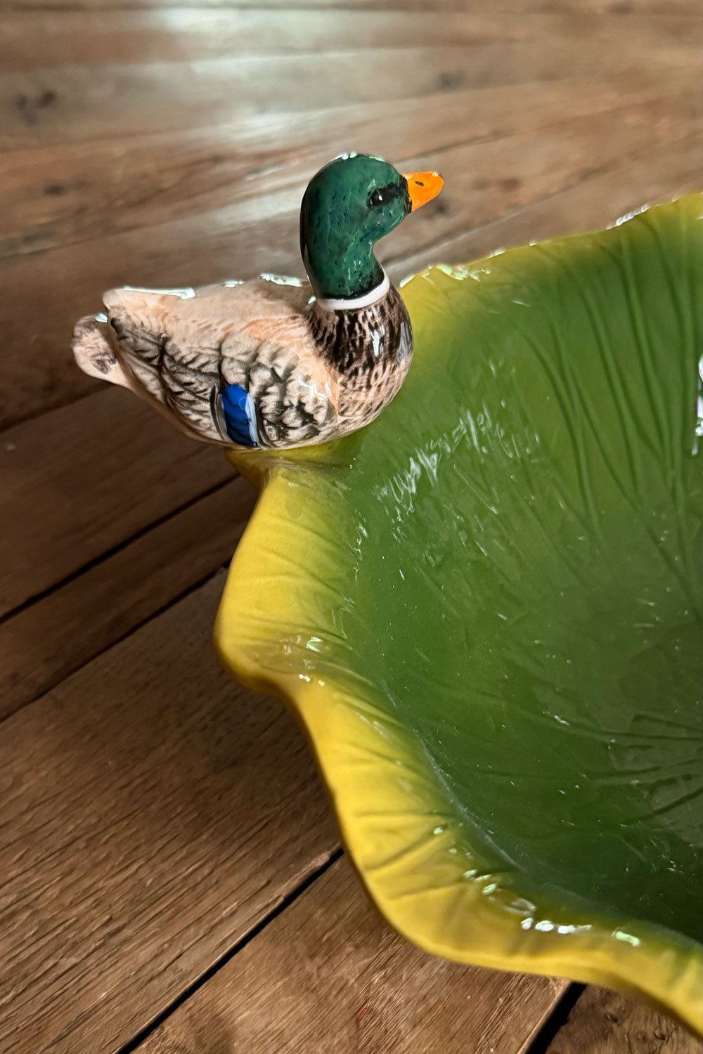 Detalles Cuenco Verde Con Diseño De Pato Cristina Oria