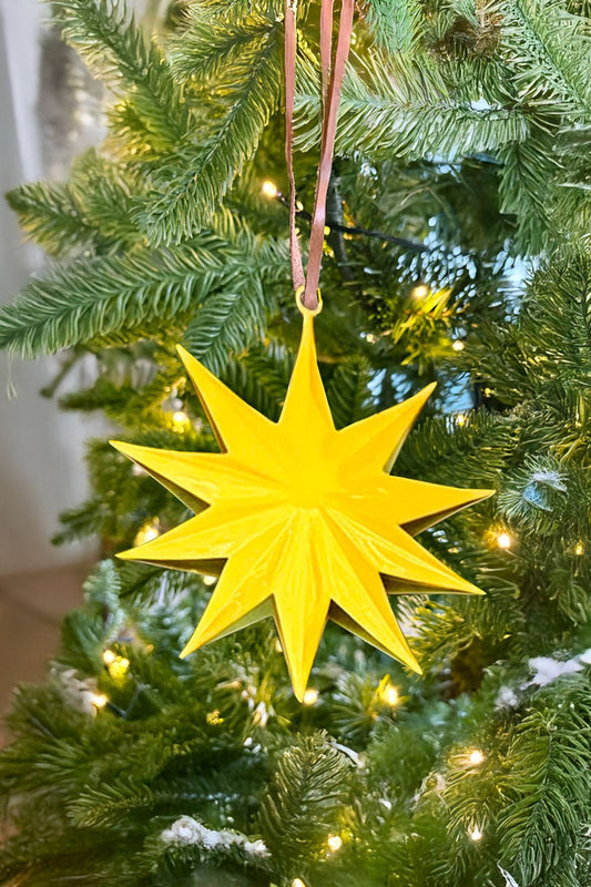 Adorno Estrella Metálica Amarilla Pequeña