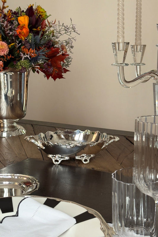 Recipiente Con Asas De Plata Cristina Oria 