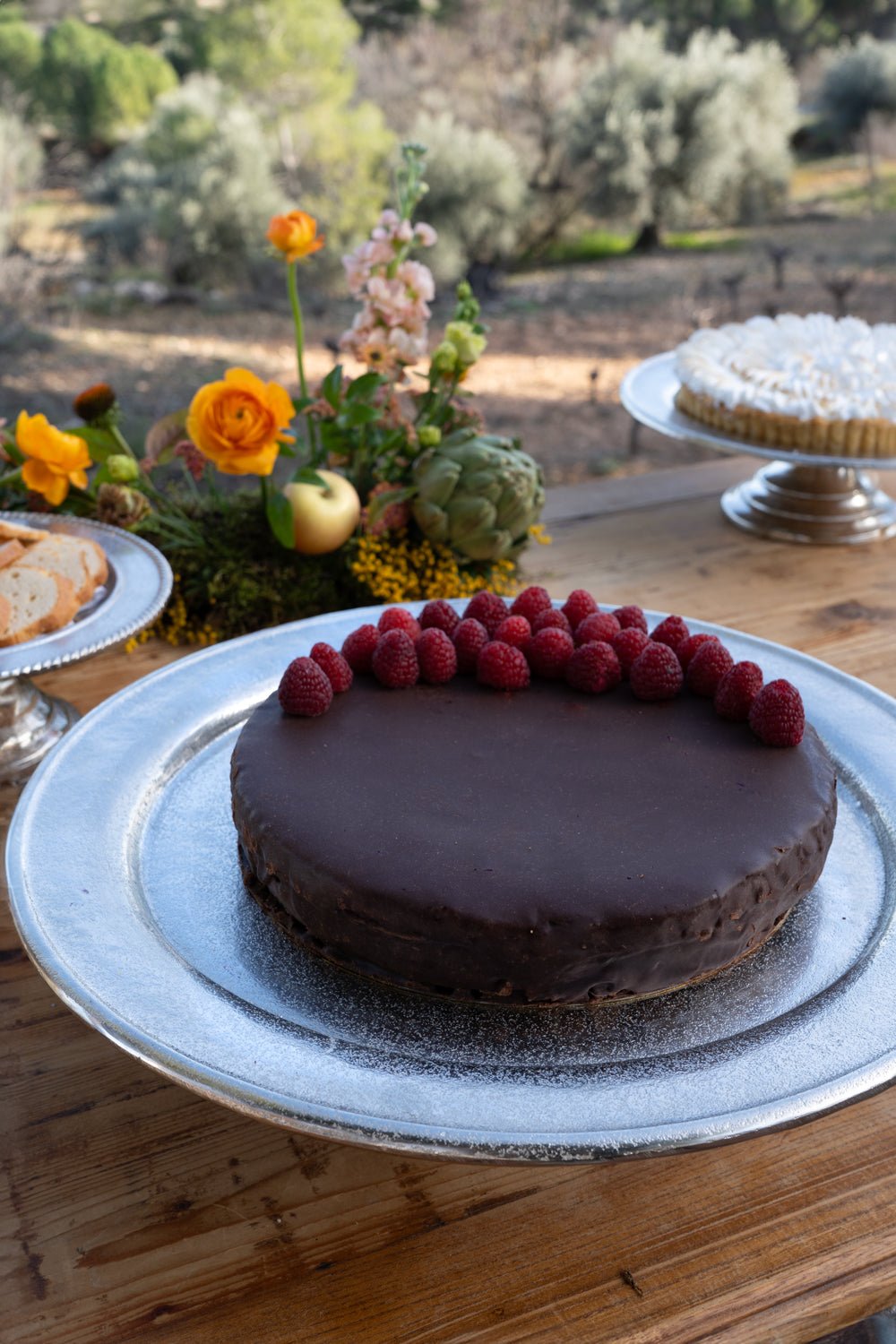 Plat à gâteau sur pied argenté grand format