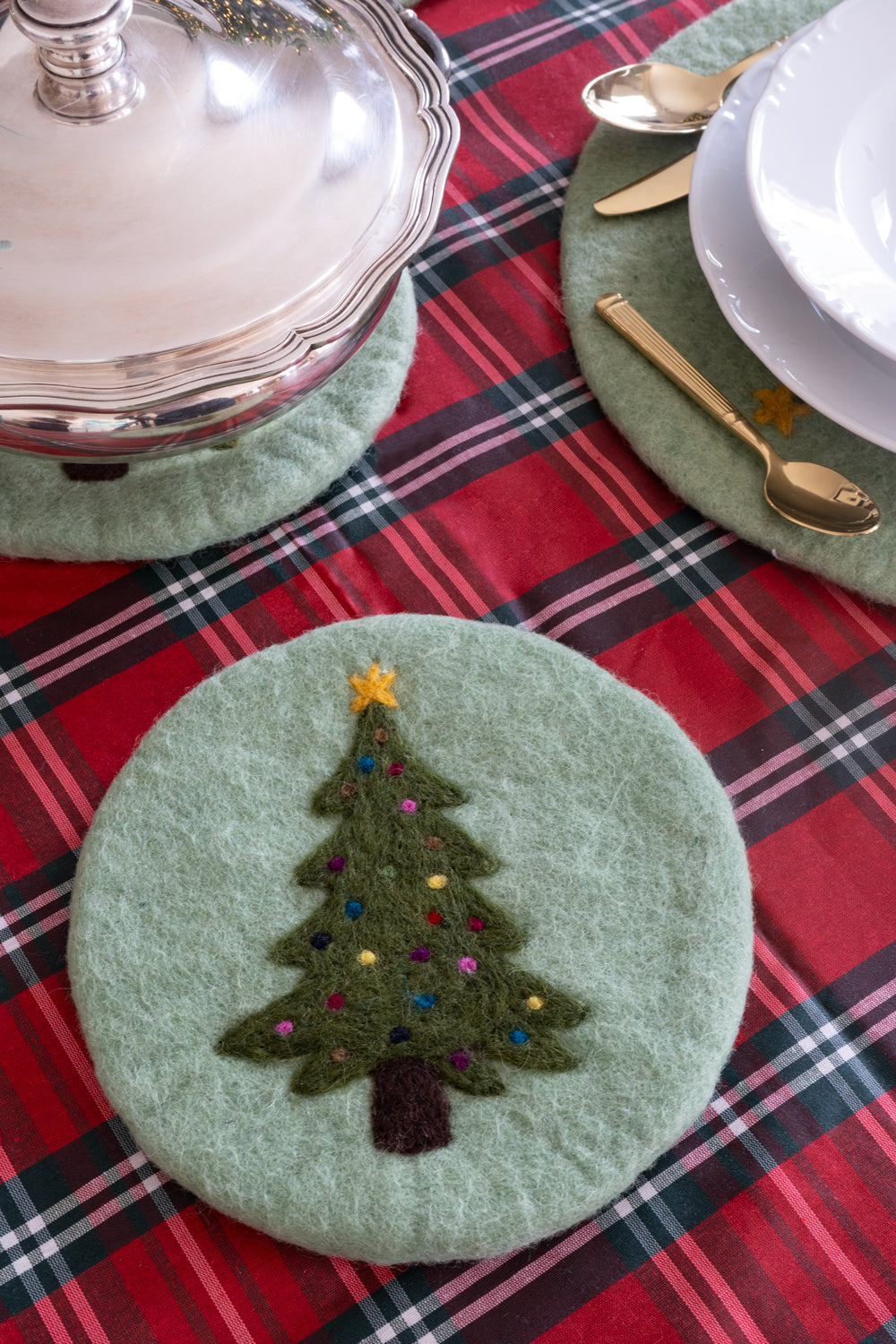 Salvamantel De Fieltro Verde Con Diseño De Árbol De Navidad Cristina Oria