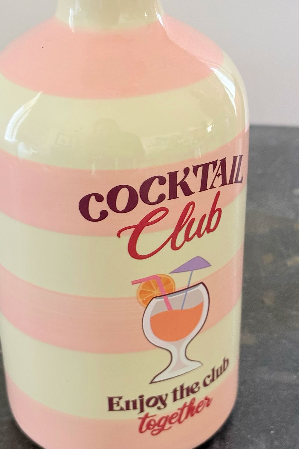 Detalles Jarrón Diseño Botella "Cocktail Club" Cristina Oria