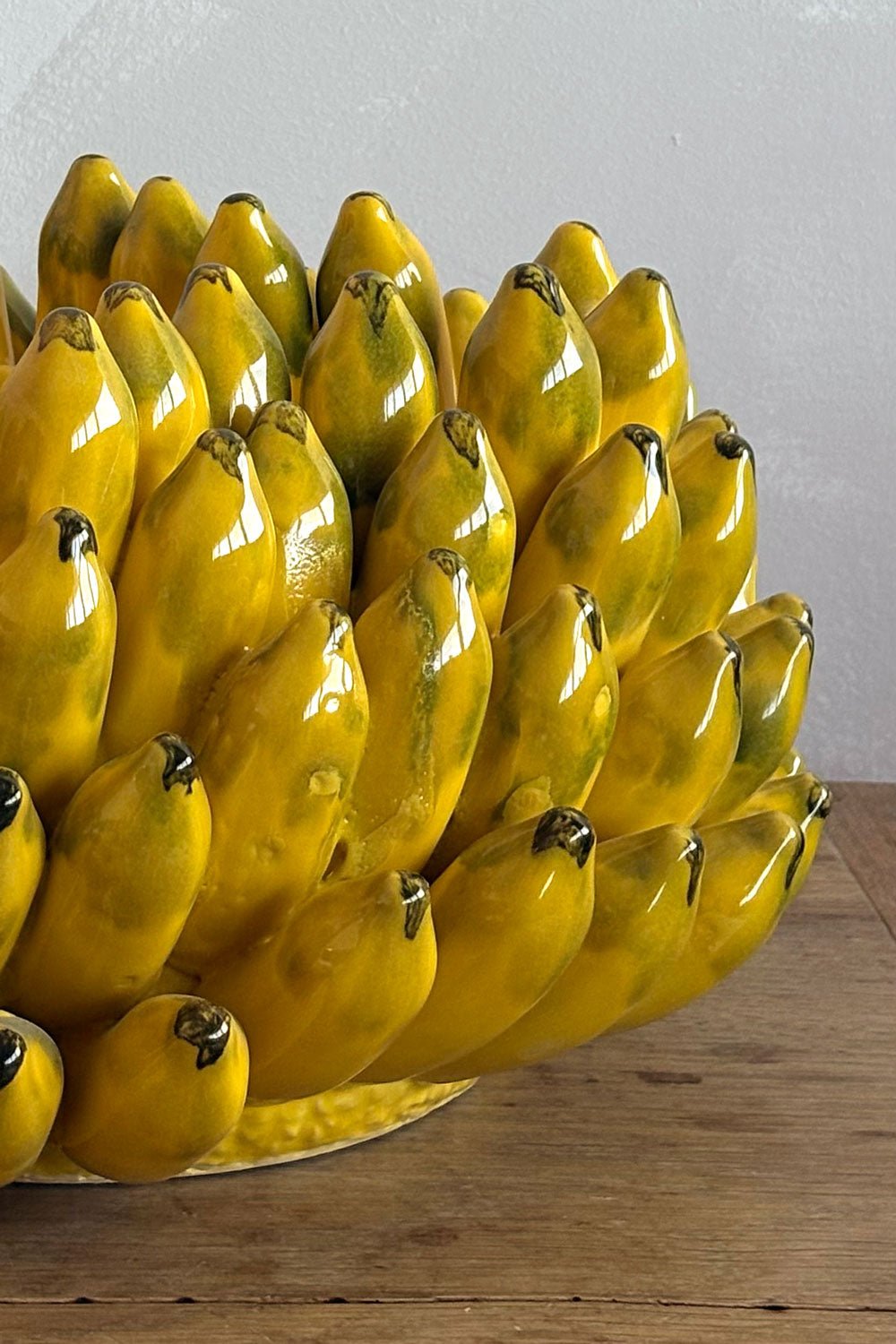 Detalle Esmaltado Jarrón Con Diseño De Plátanos Grande Cristina Oria 