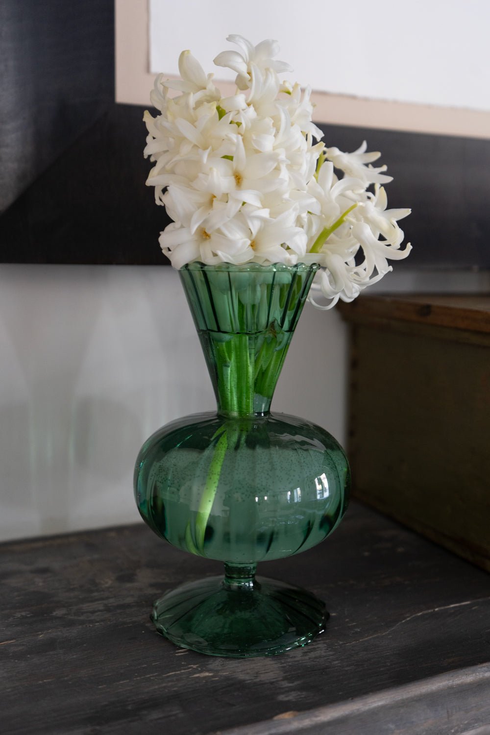 Florero De Cristal Verde Modelo Apatita Cristina Oria