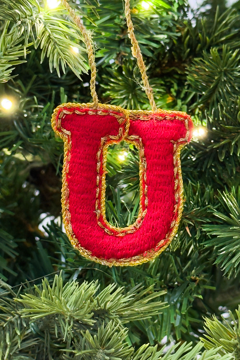 U Adorno Diseño Inicial Roja
