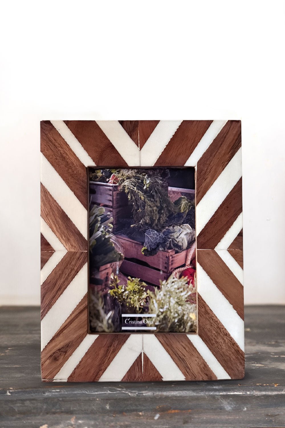 Marco De Fotos De Madera Blanco Y Marrón Pequeño