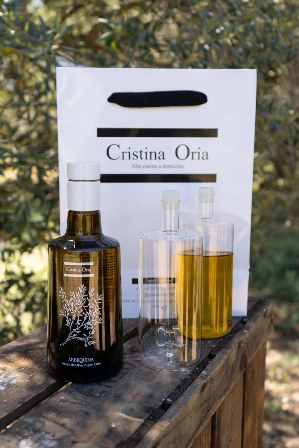 Bolsa Aceite AOVE Arbequina CO & Aceitera Cristina Oria