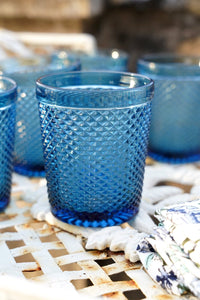 Detalle Vaso Set Completo Cristalería Azul Oscuro Picos 6 Pers Cristina Oria