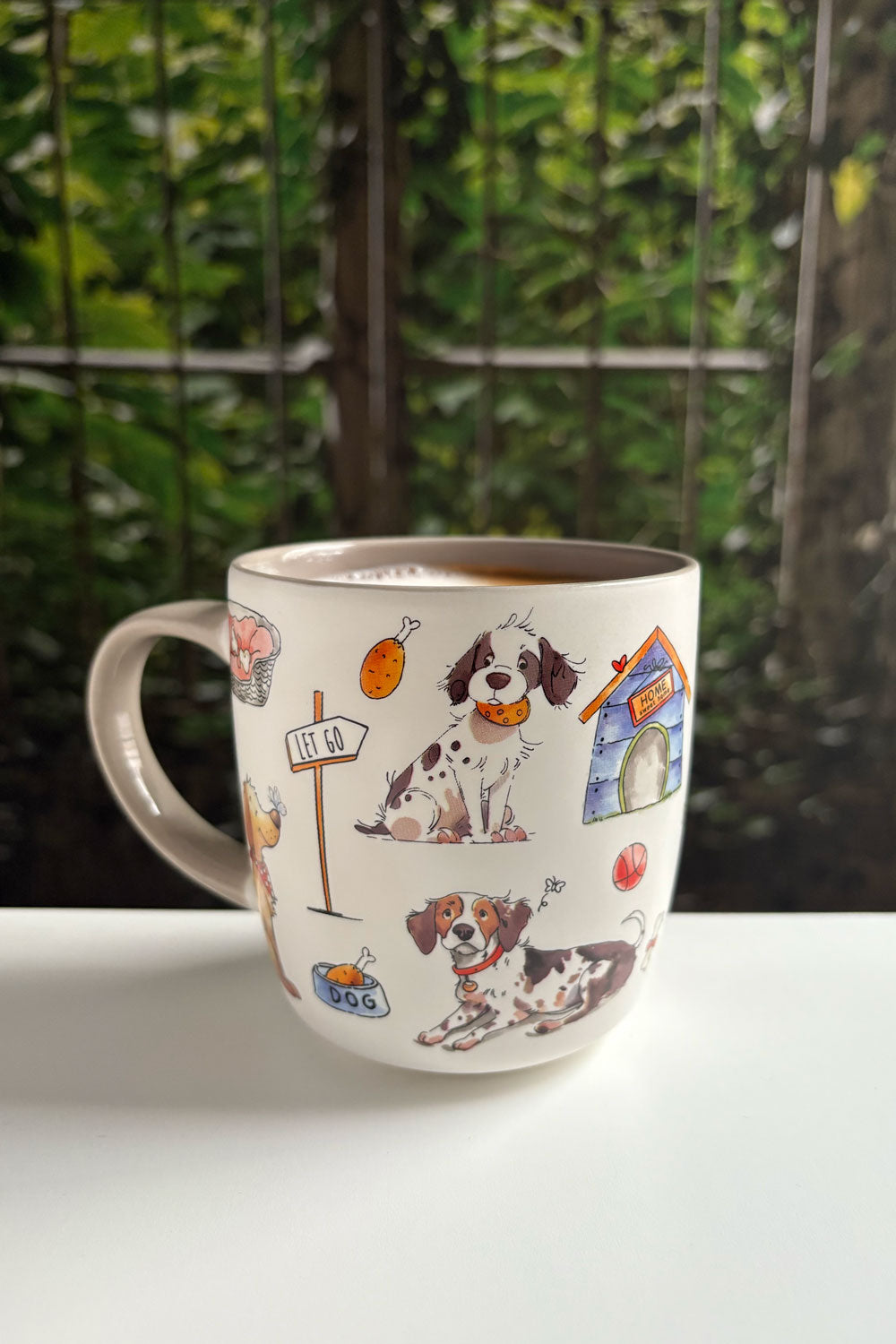 Taza Diseño Perritos Mango Gris Cristina Oria