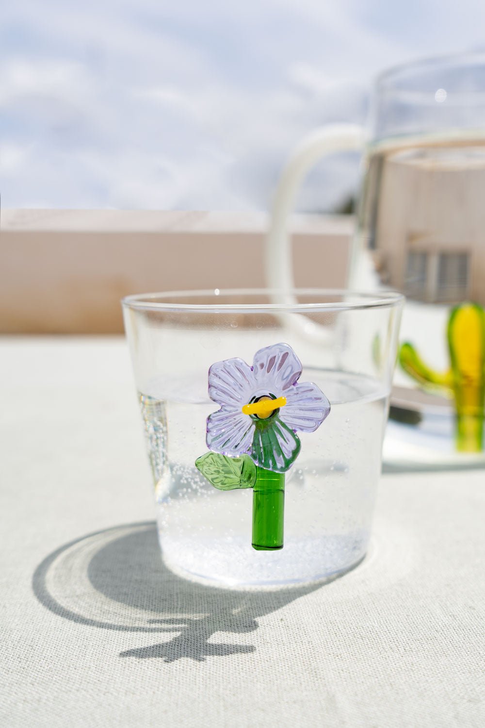 Vaso De Vidrio Soplado Diseño Botánico Flor Lila - Cristina Oria