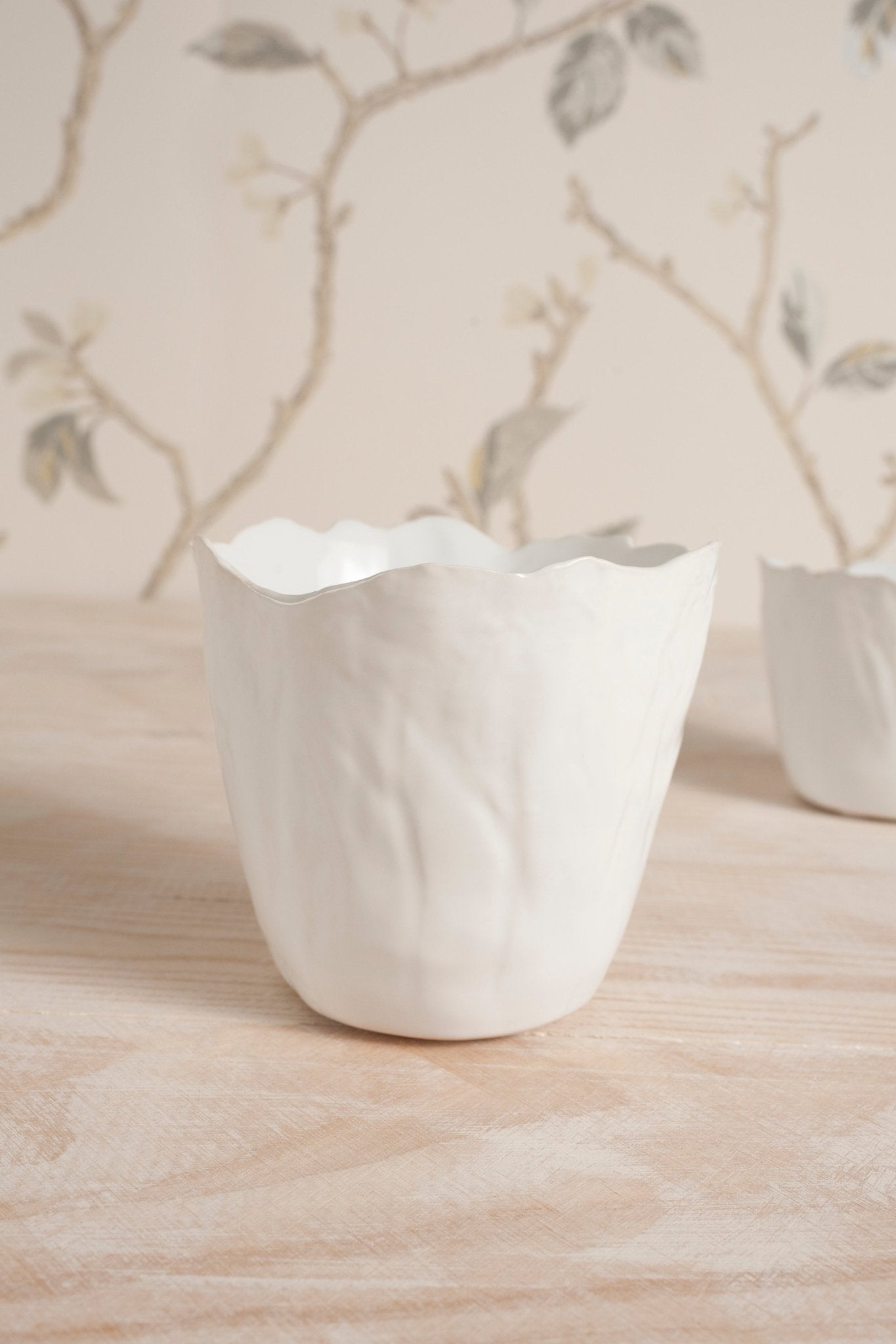 Jarrón Irregular De Porcelana Blanco Brillante 14 Cm - Cristina Oria