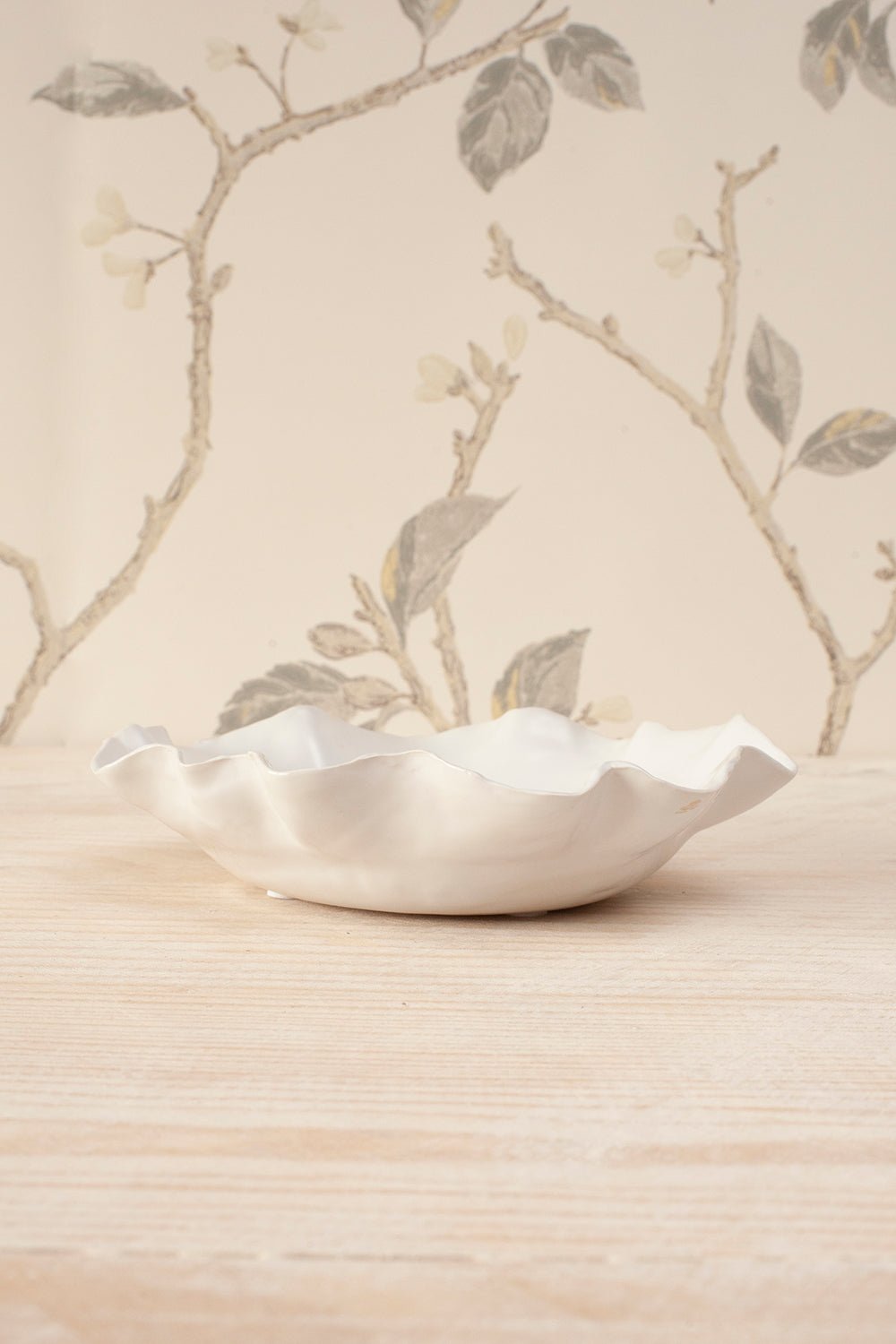 Plato Irregular De Porcelana Blanco Mate 20 Cm - Cristina Oria
