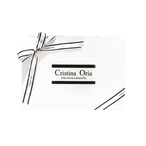 caja pequeña co con papel de seda y lazo cristina oria