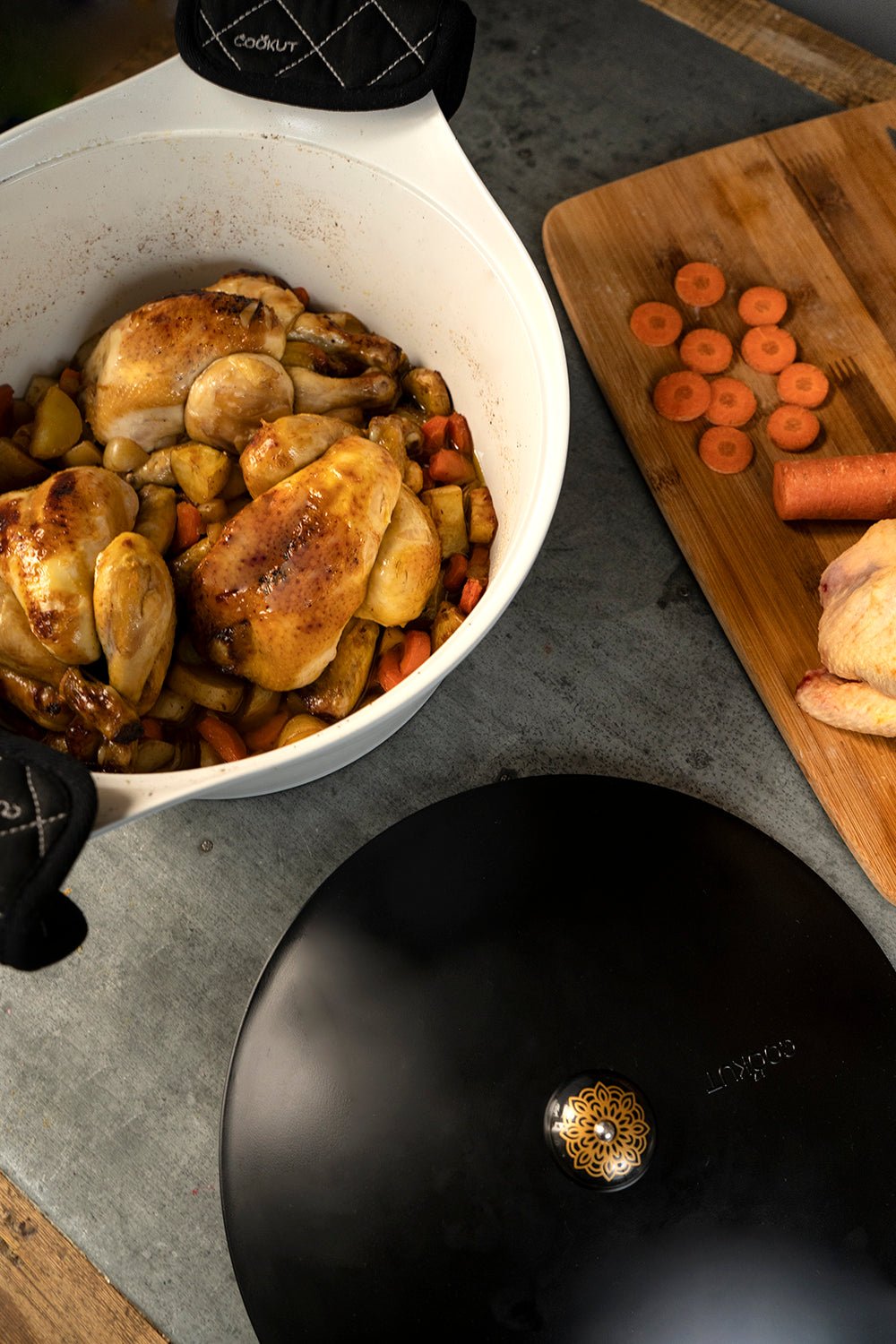 Cocotte Blanca Con Tapa Negra Grande - Cristina Oria