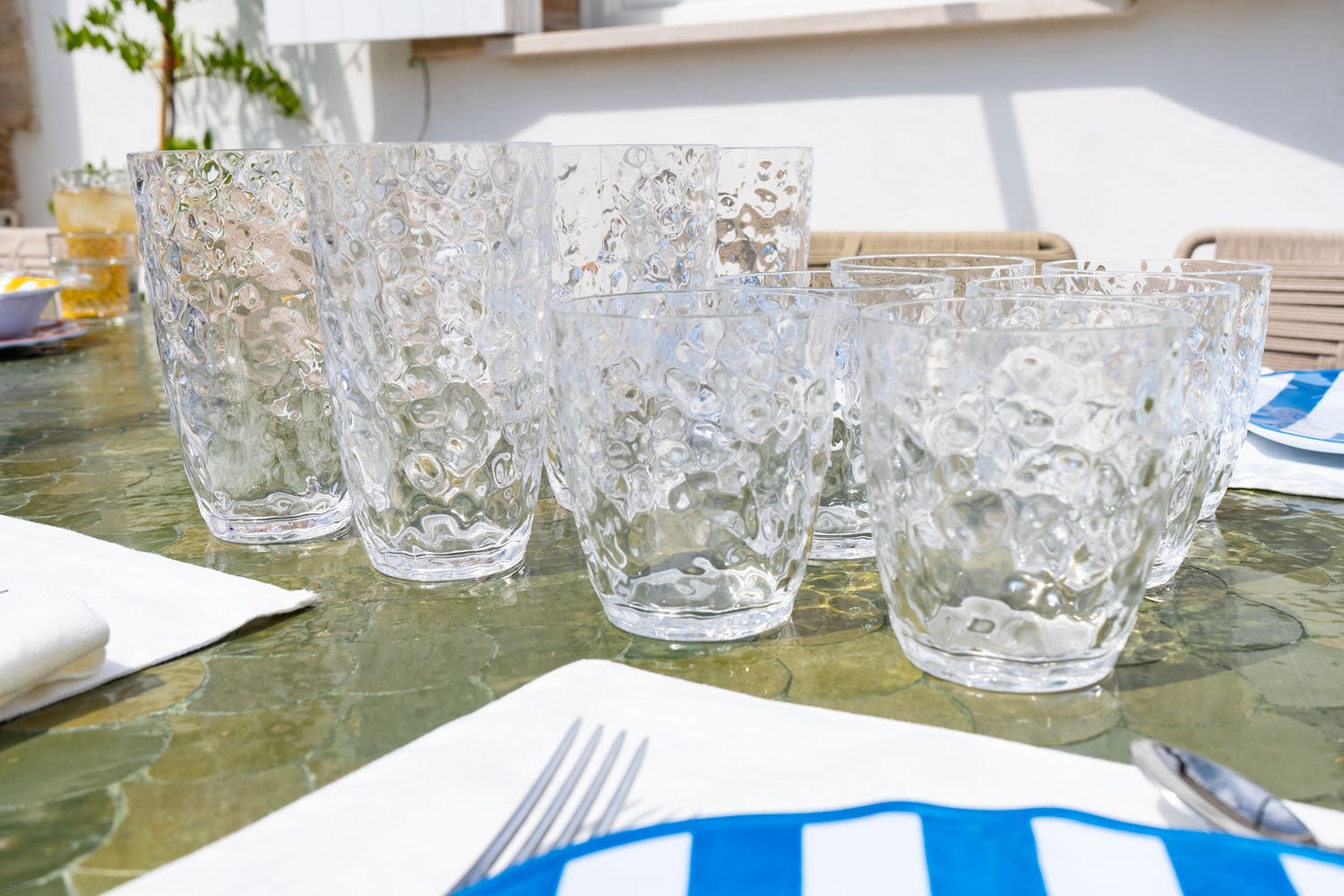 Set 12 Vasos Transparentes Acrílicos Con Diseño En Relieve - Cristina Oria
