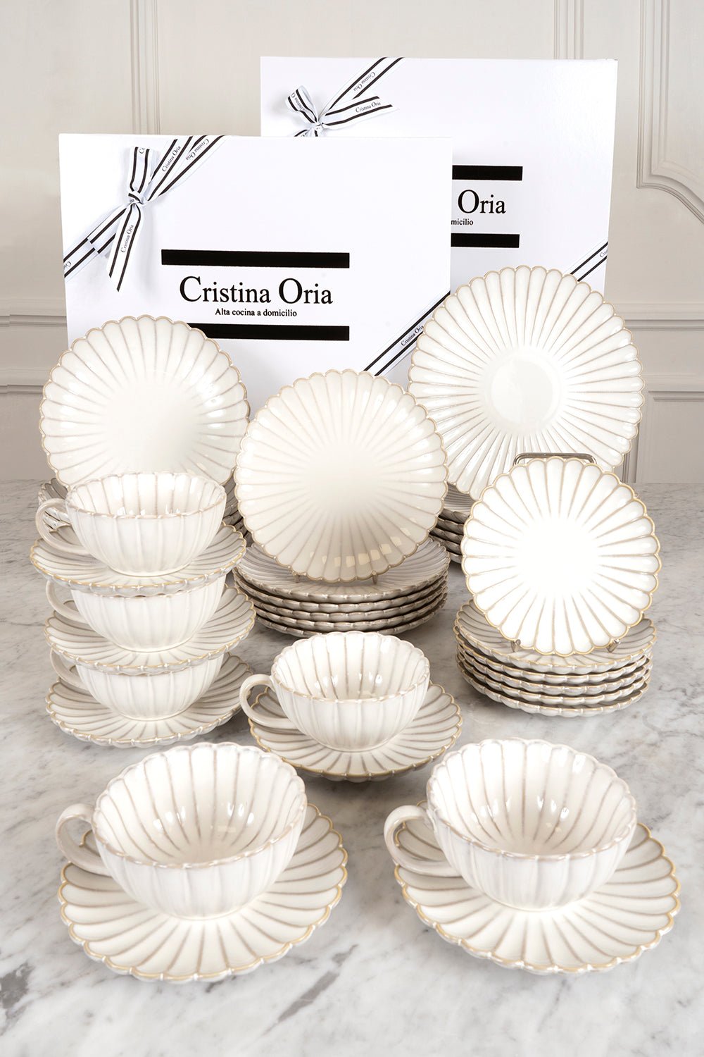 Vajilla Blanca Flor & Tazas - Cristina Oria