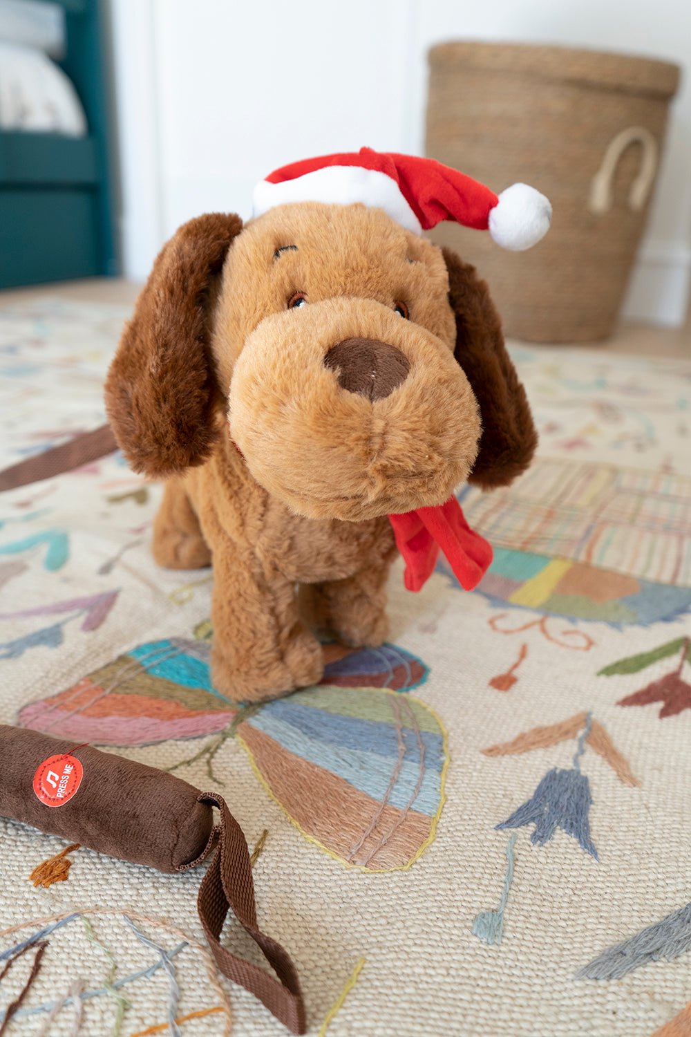 Detalle Perro Musical Navideño Con Movimiento Cristina Oria 