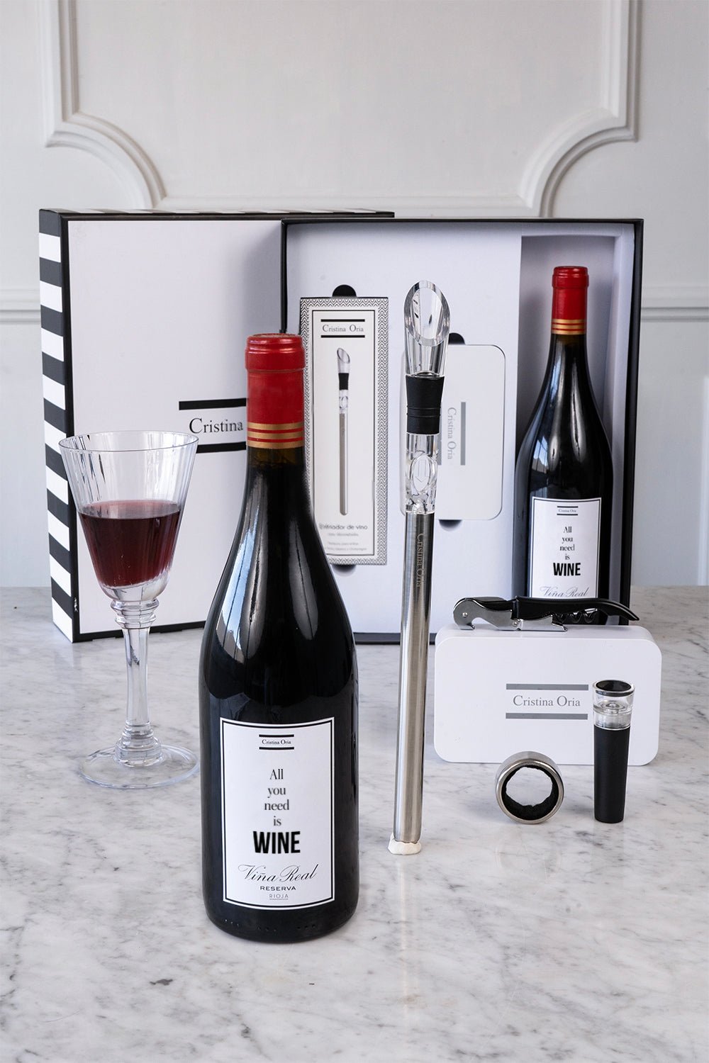 Caja vino con copas personalizada